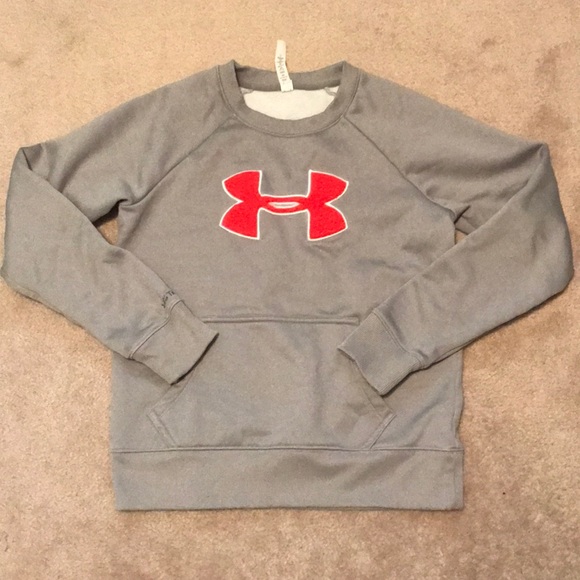 Under Armour Tops - Under Armour sweatshirt Under Armour Tops - Under Armour sweatshirt